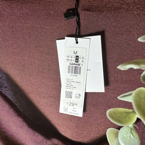 (3 For $20) Garage Top - Size M - Picture 3 of 6